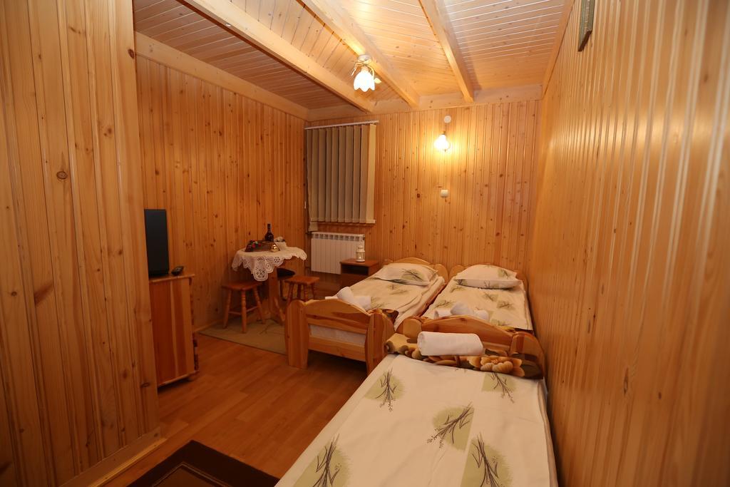 Malgosia Regionalna - 10 Minut Na Piechote Do Stoku Narciarskiego I Term Bania - Posilki Serwowane W Budynku Obok Bialka Tatrzanska Ngoại thất bức ảnh
